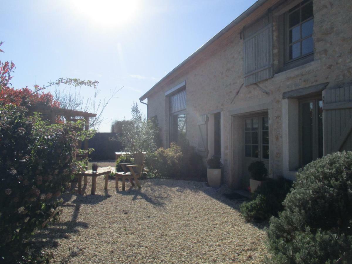 Bed and Breakfast La Grange Aux Hirondelles Sancoins Exterior foto